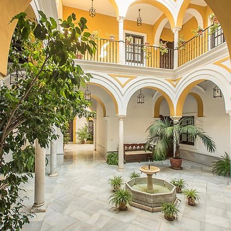 Mágico apartamento en casa palacio del siglo XVII Siviglia Esterno foto