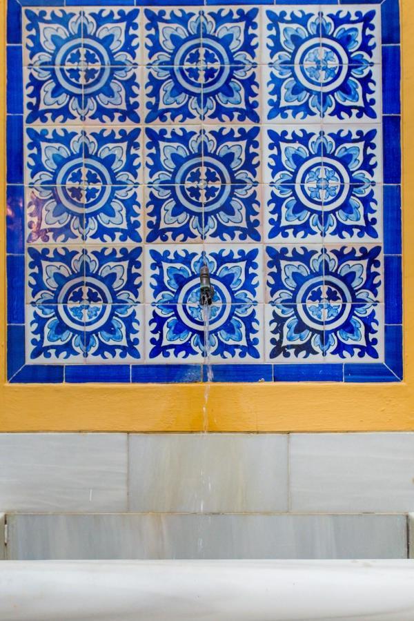 Mágico apartamento en casa palacio del siglo XVII Siviglia Esterno foto