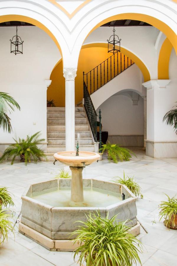 Mágico apartamento en casa palacio del siglo XVII Siviglia Esterno foto