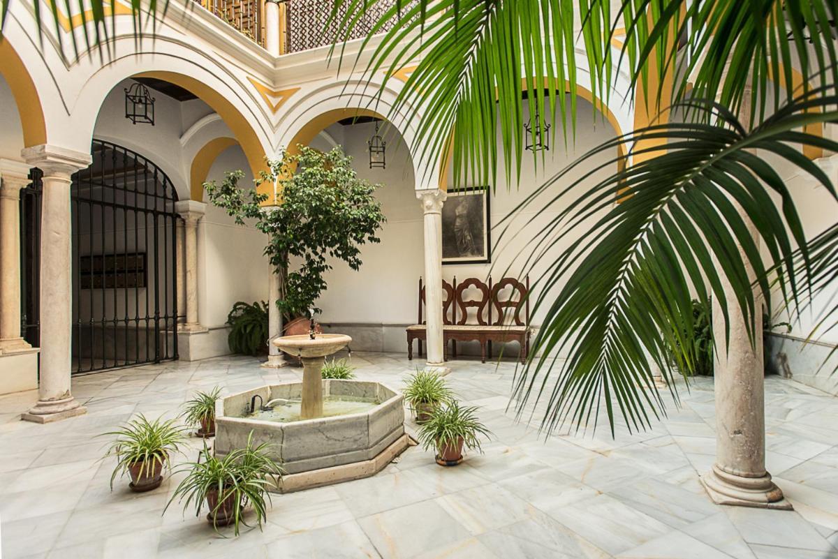 Mágico apartamento en casa palacio del siglo XVII Siviglia Esterno foto